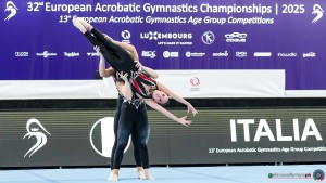 q w3 bal ita2 campana emma gamba martina masi maddalena sfe06713 copia simone ferraro ph copia